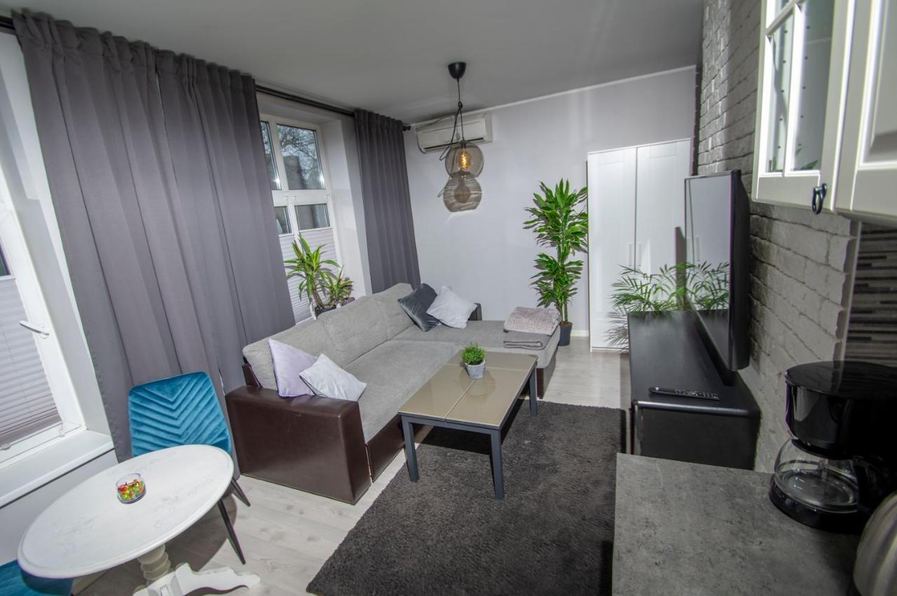 Riia Maantee Apartement ปาร์นู ภายนอก รูปภาพ