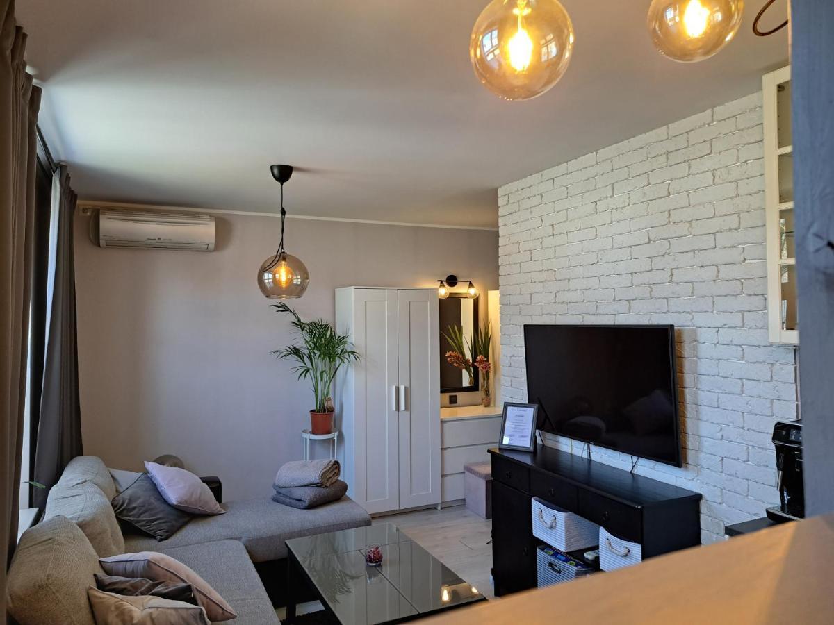Riia Maantee Apartement ปาร์นู ภายนอก รูปภาพ