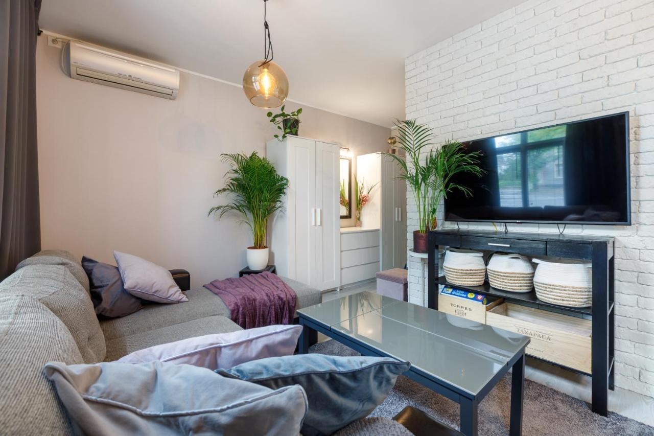 Riia Maantee Apartement ปาร์นู ภายนอก รูปภาพ